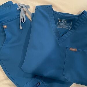 Figs Capri Blue Scrub Set